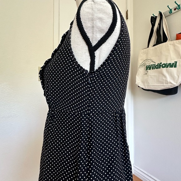J Crew 100% Silk Polka Dot Top Size 4 - Picture 3 of 6